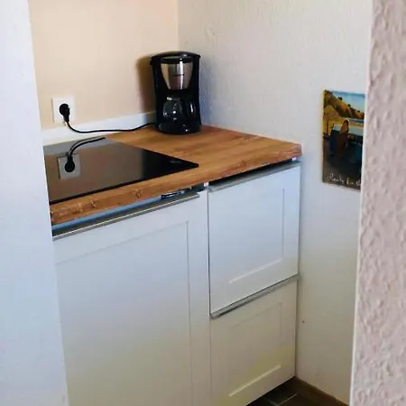 See-apart Apartment
